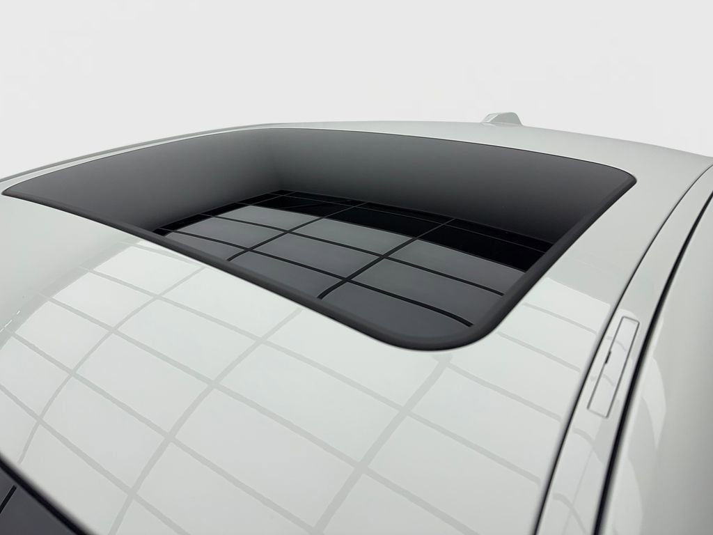 Used 2025 BMW 230i xDrive Coupe image 14