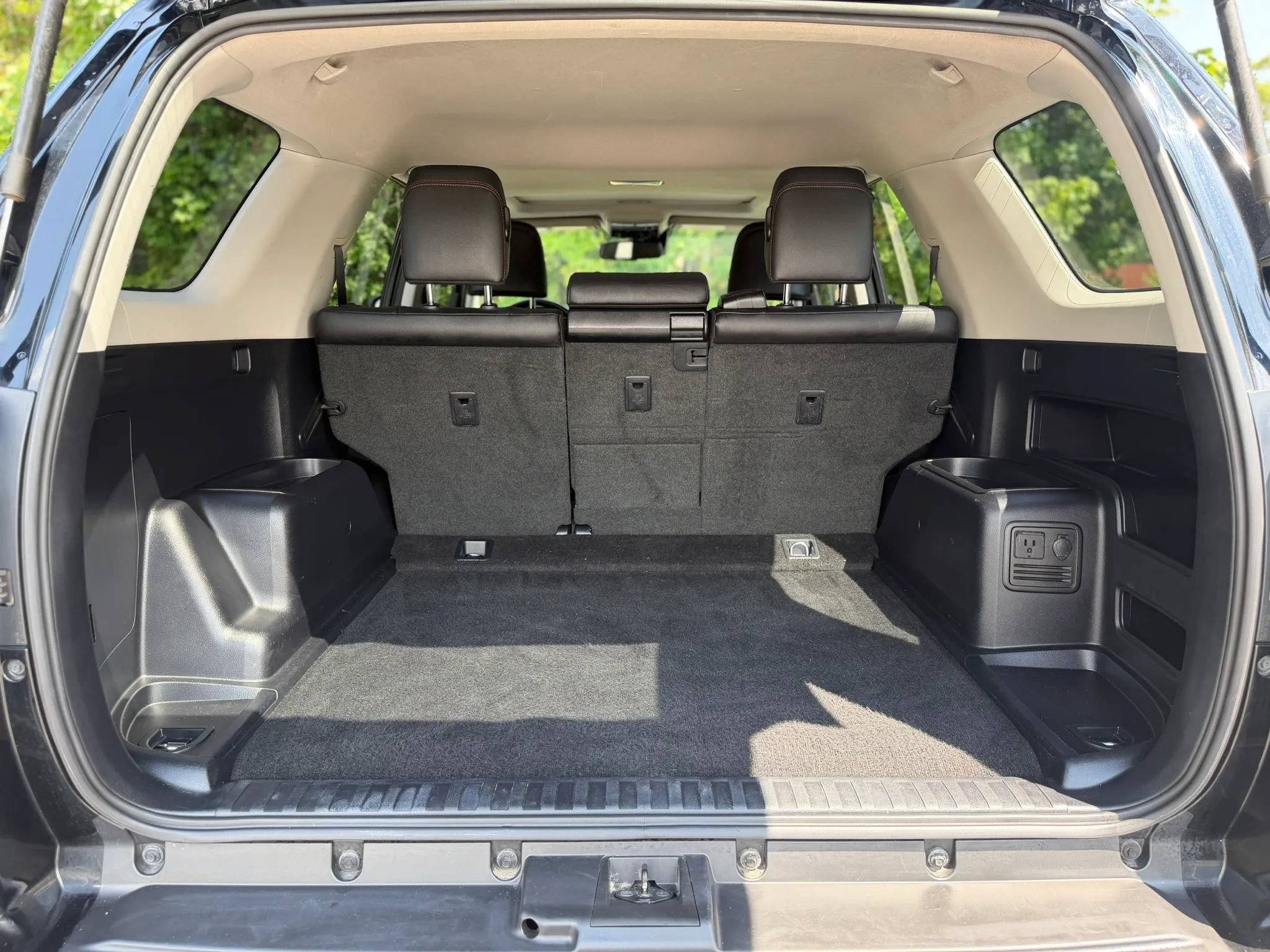 Used 2020 Toyota 4Runner TRD Off-Road Premium w/ Moonroof Package AWD/4WD image 30