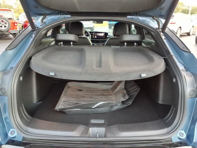 Used 2025 Buick Envista Sport Touring w/ Convenience I Package FWD image 20