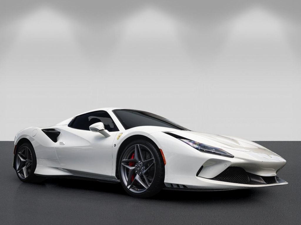 Used 2021 Ferrari F8 Tributo RWD image 9