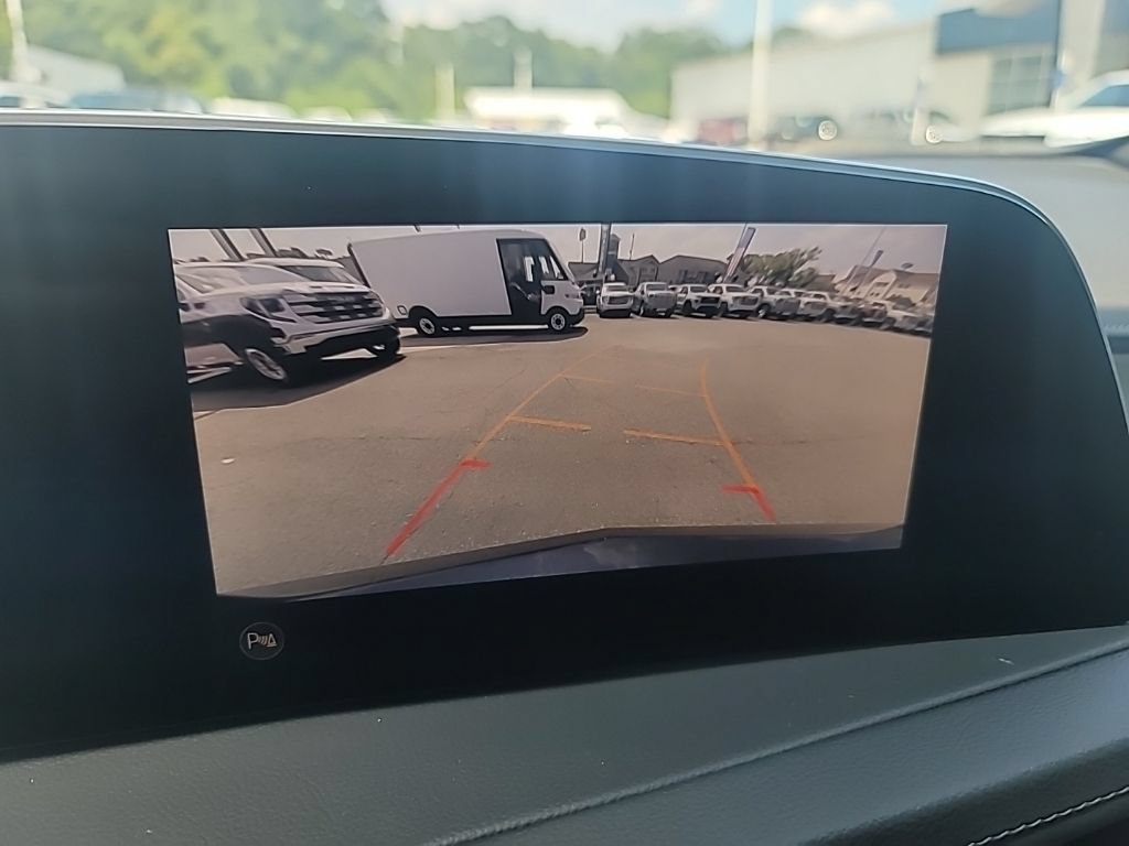Used 2024 Cadillac XT4 Premium Luxury w/ Technology Package FWD image 28