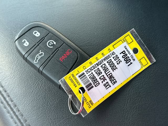 Used 2015 Dodge Challenger SXT Plus RWD image 29