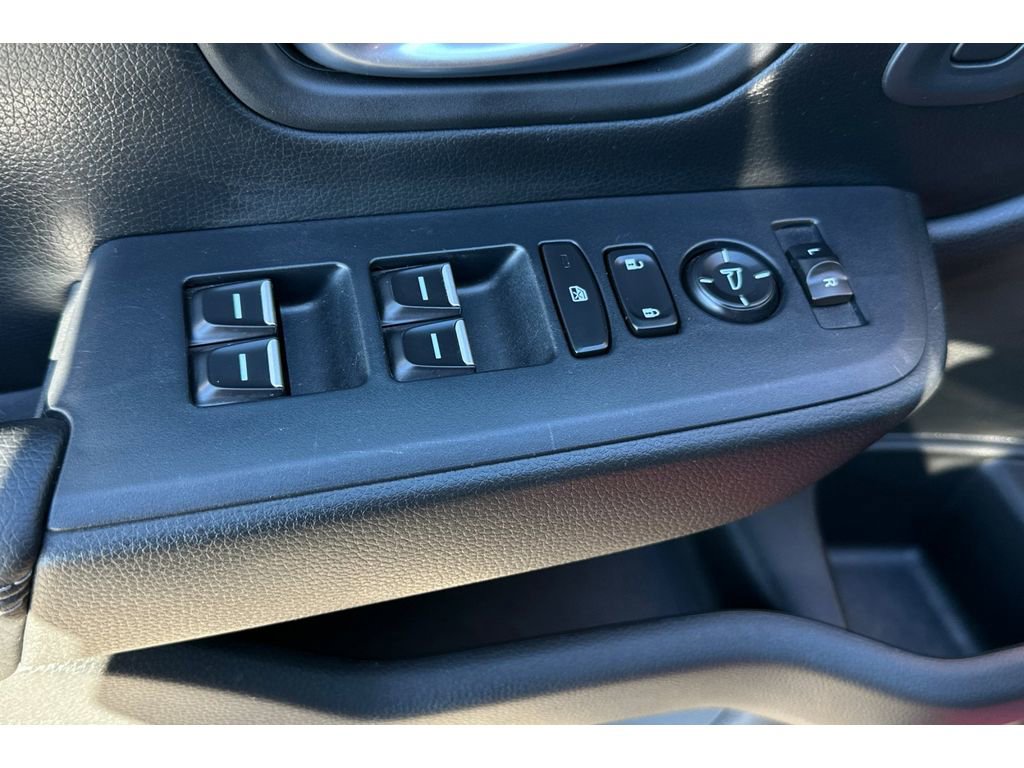 Used 2023 Honda Pilot EX-L image 12