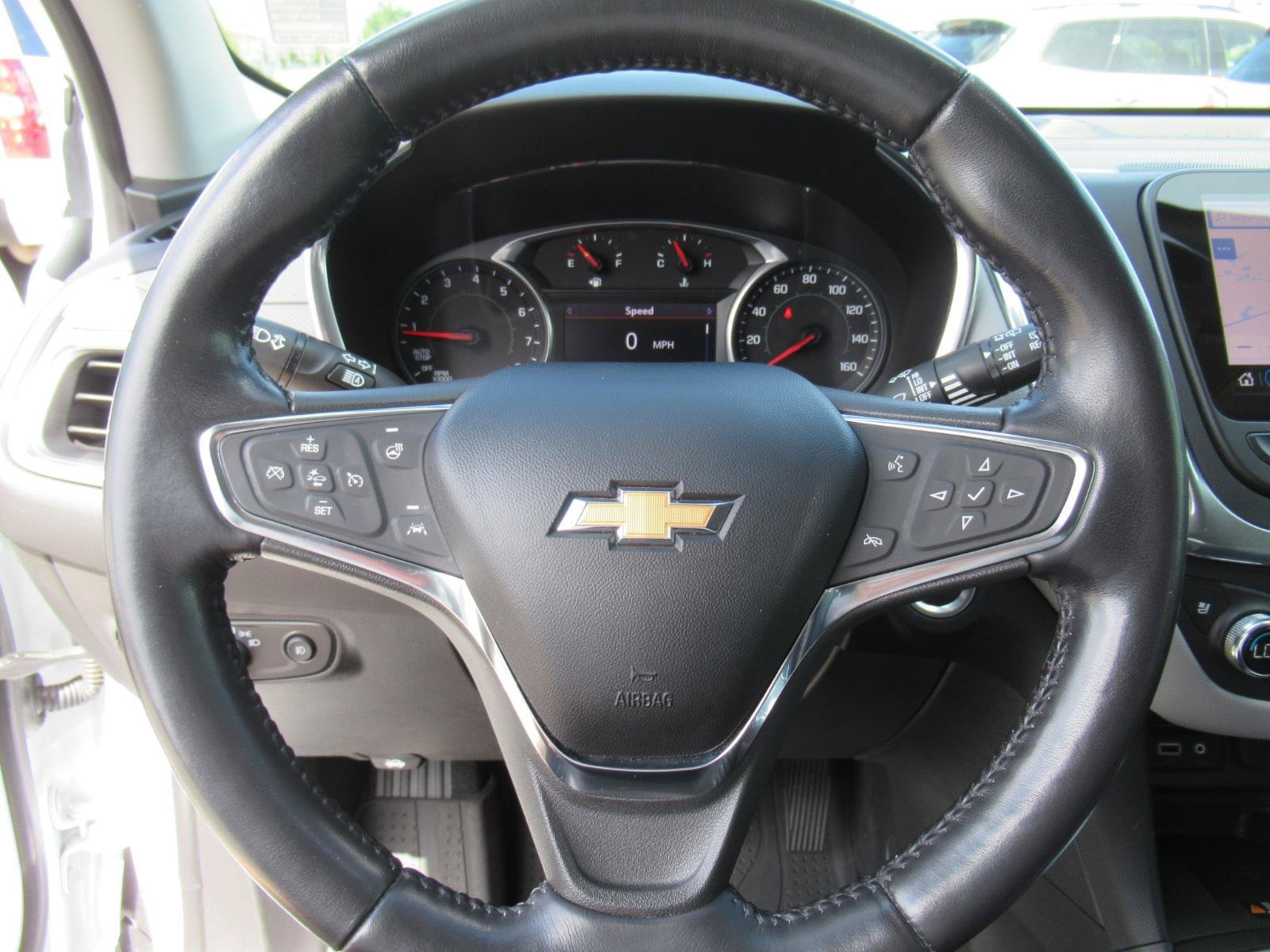 Used 2021 Chevrolet Equinox Premier FWD image 22