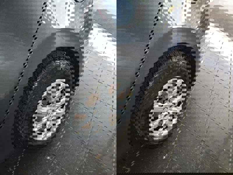 Used 2012 Hyundai Accent GS image 29