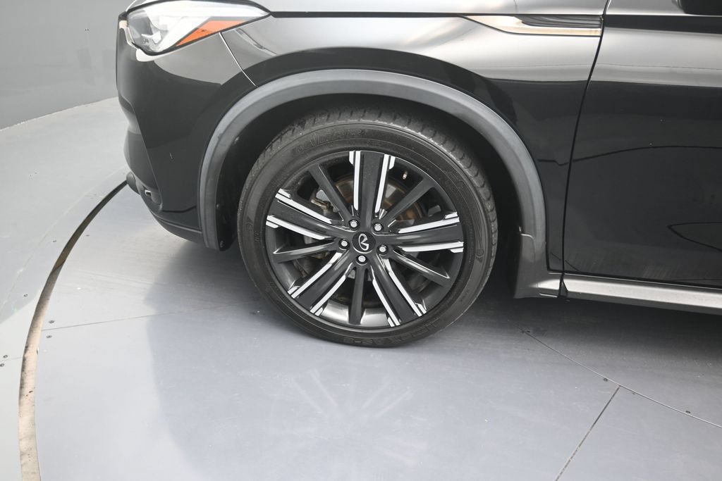 Used 2021 INFINITI QX50 Luxe w/ Appearance Package FWD image 9