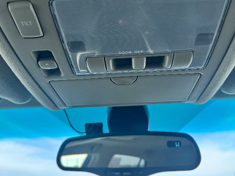 Used 2006 Lexus RX 330 AWD image 13