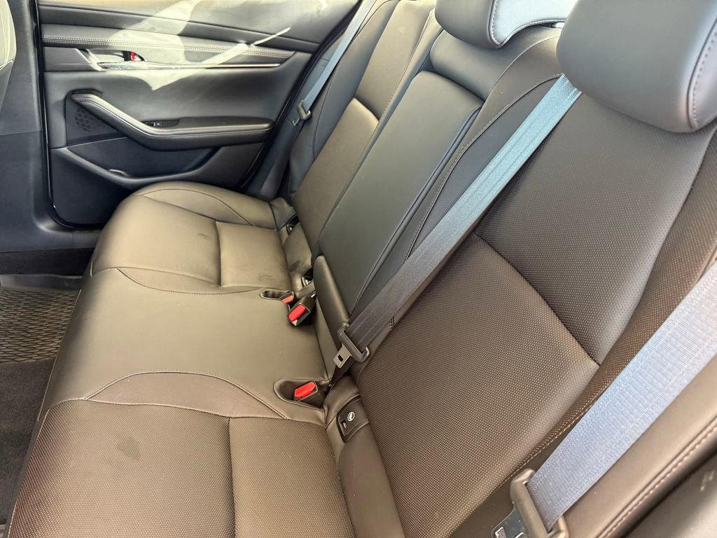 New 2025 MAZDA MAZDA3 2.5 Turbo Sedan w/Premium Plus image 23