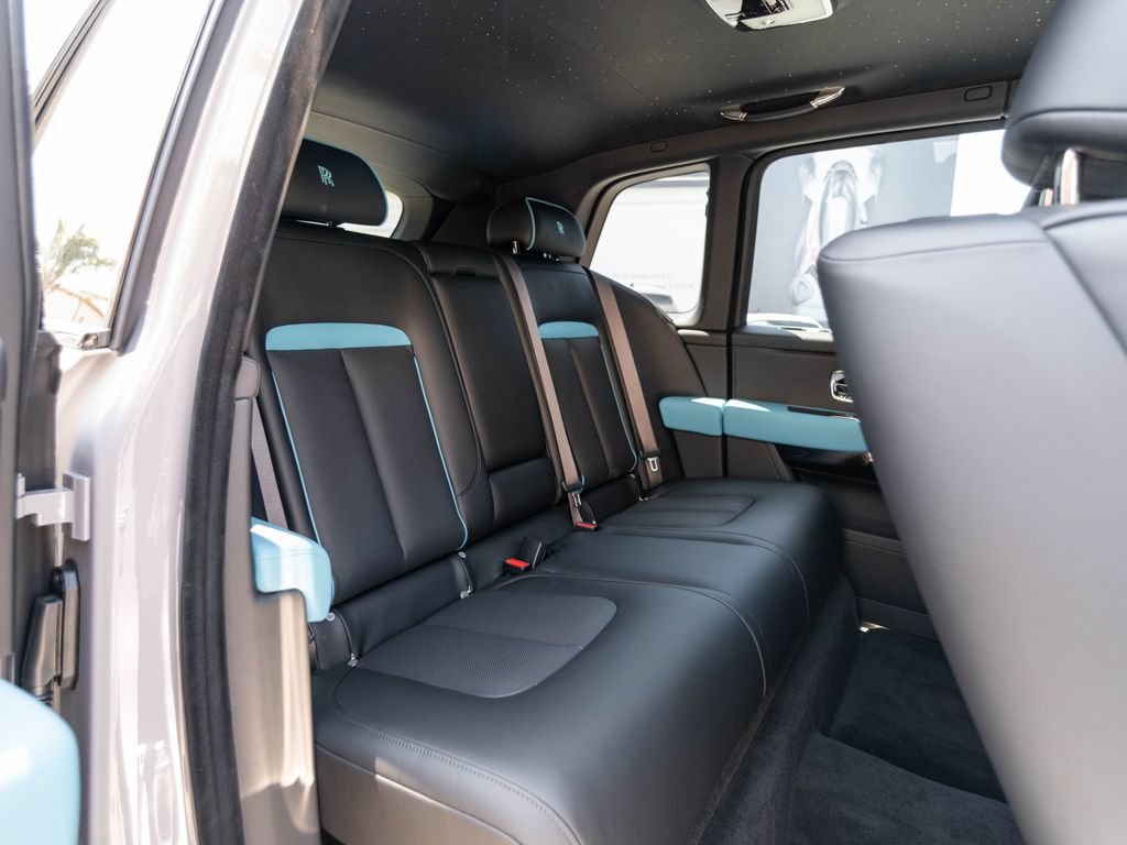 New 2026 Rolls-Royce Cullinan AWD/4WD image 32