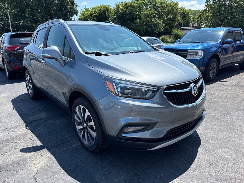 Used 2019 Buick Encore Essence AWD/4WD image 1