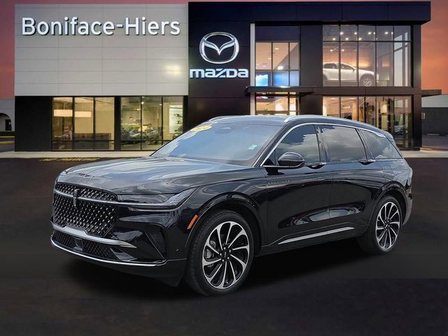 Used 2024 Lincoln Nautilus Black Label AWD/4WD image 2