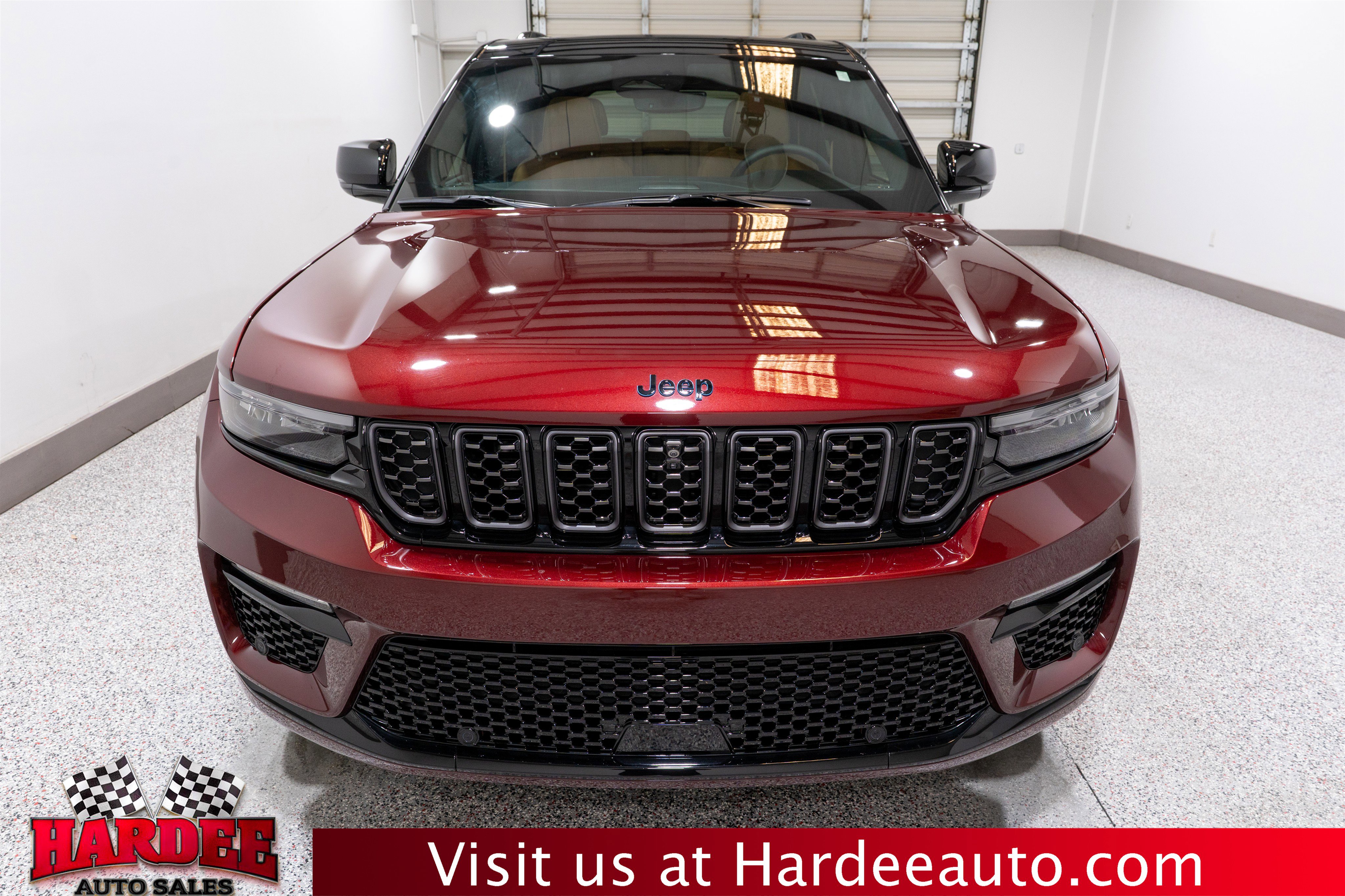 Used 2024 Jeep Grand Cherokee Summit w/ High Altitude Package AWD/4WD image 7