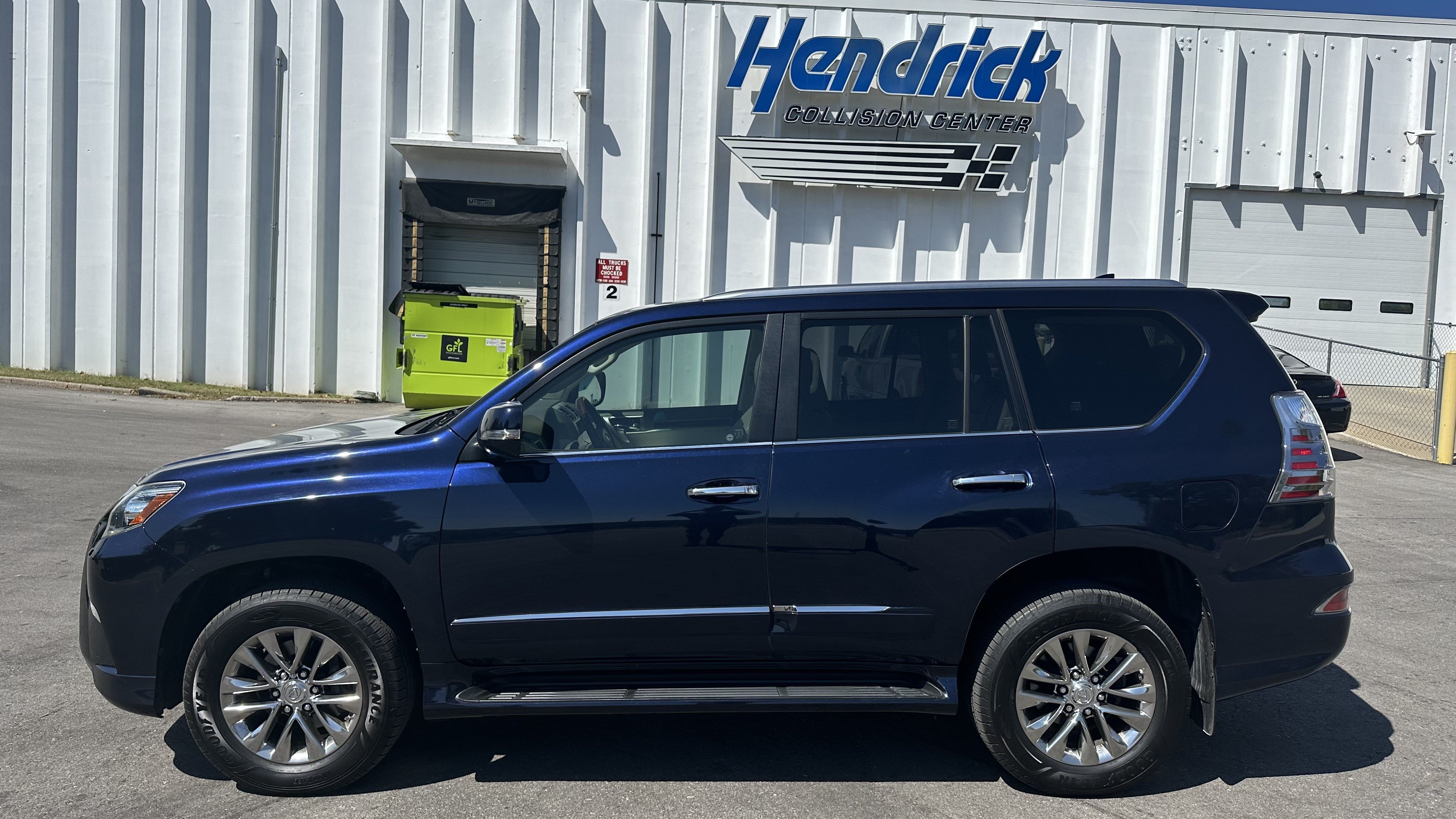 Used 2017 Lexus GX 460 Premium w/ Premium Package AWD/4WD image 7