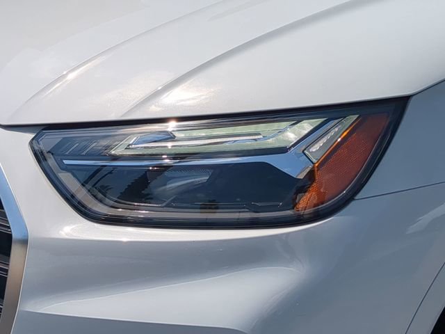 Used 2023 Audi Q5 2.0T Premium Plus w/ Premium Plus Package AWD/4WD image 7