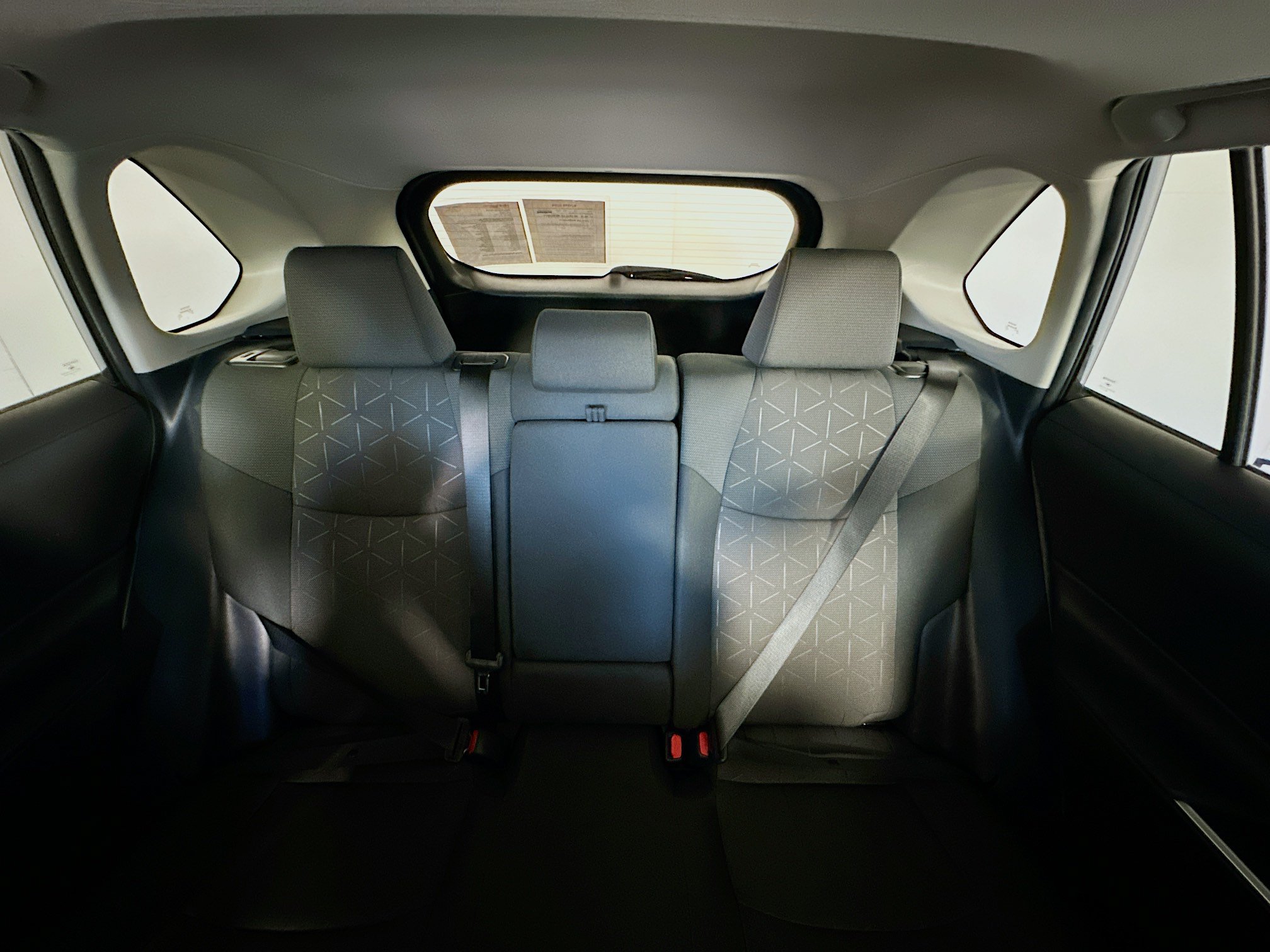 Used 2024 Toyota RAV4 XLE w/ Convenience Package FWD image 30