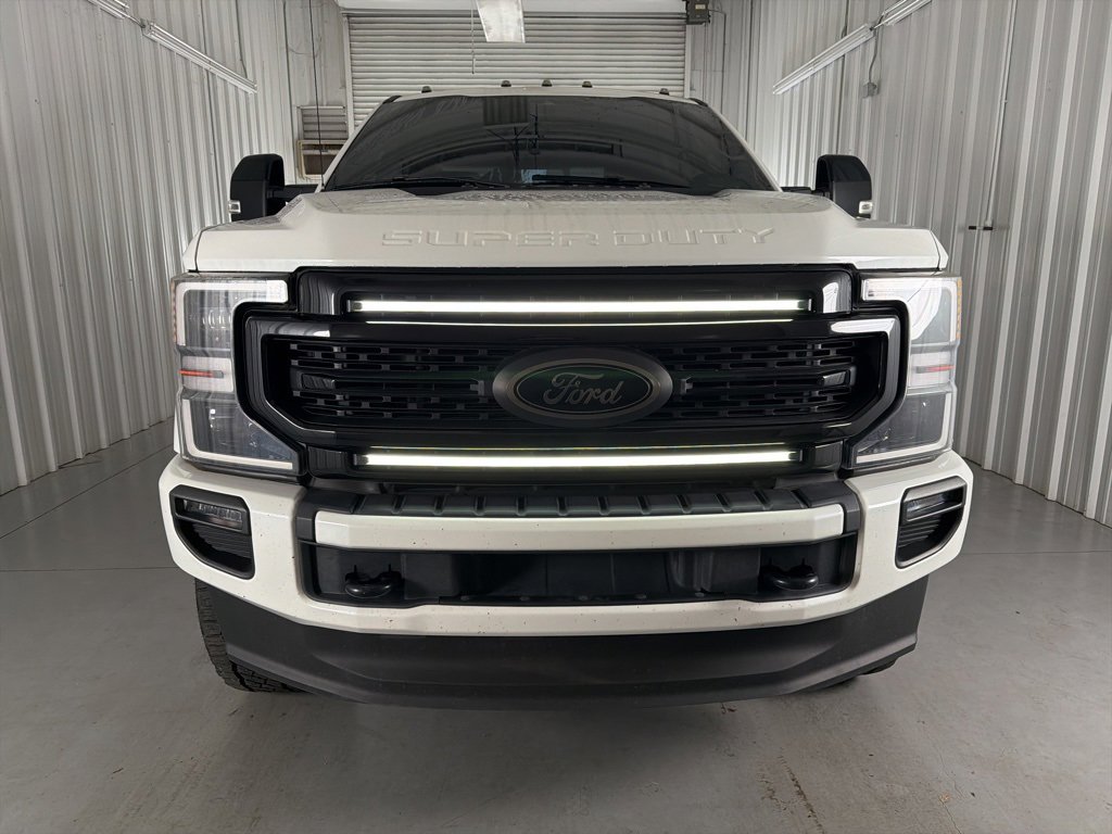Used 2021 Ford F250 Lariat image 2