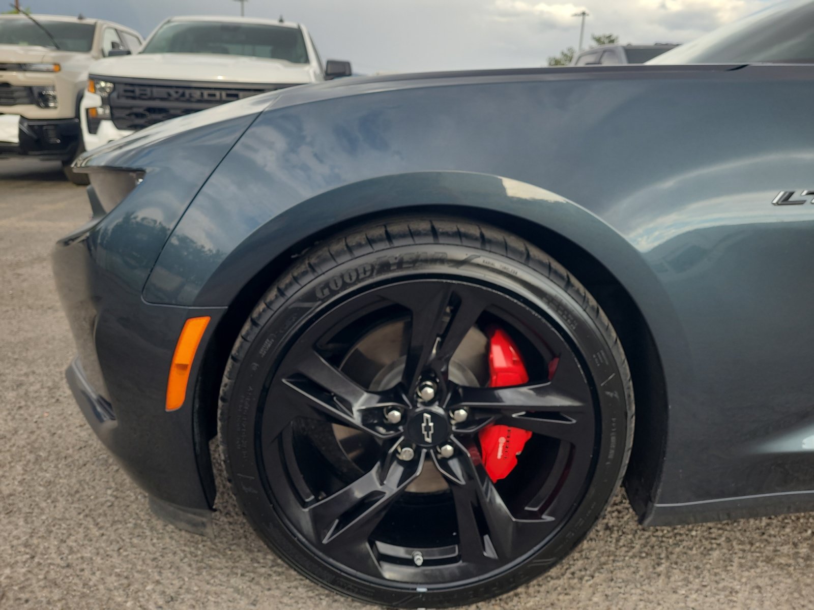 Used 2022 Chevrolet Camaro LT w/ RS Package RWD image 10