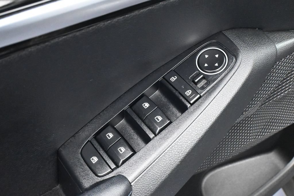 Used 2021 Kia Seltos S FWD image 14