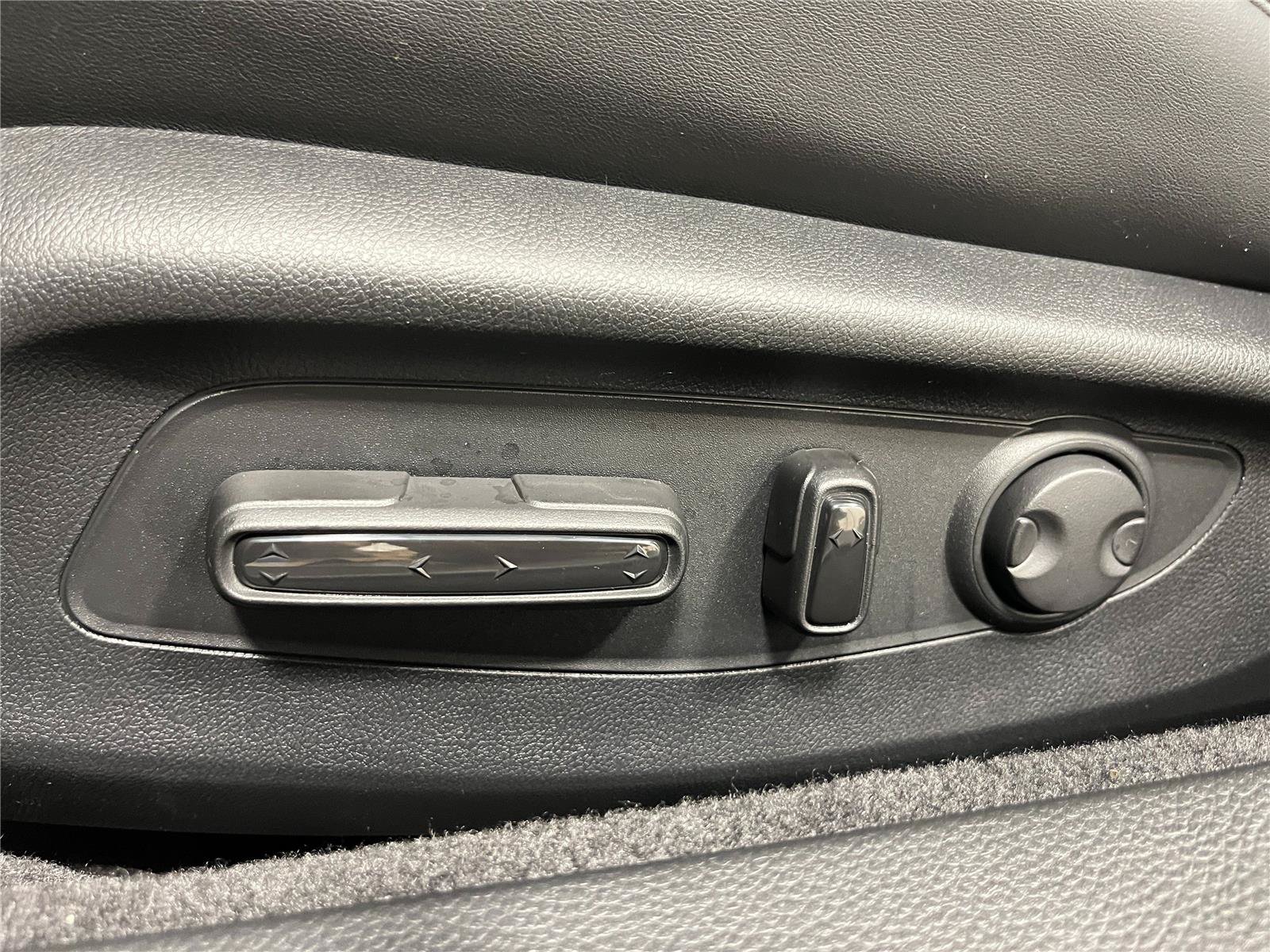 New 2026 Honda Accord EX-L image 9