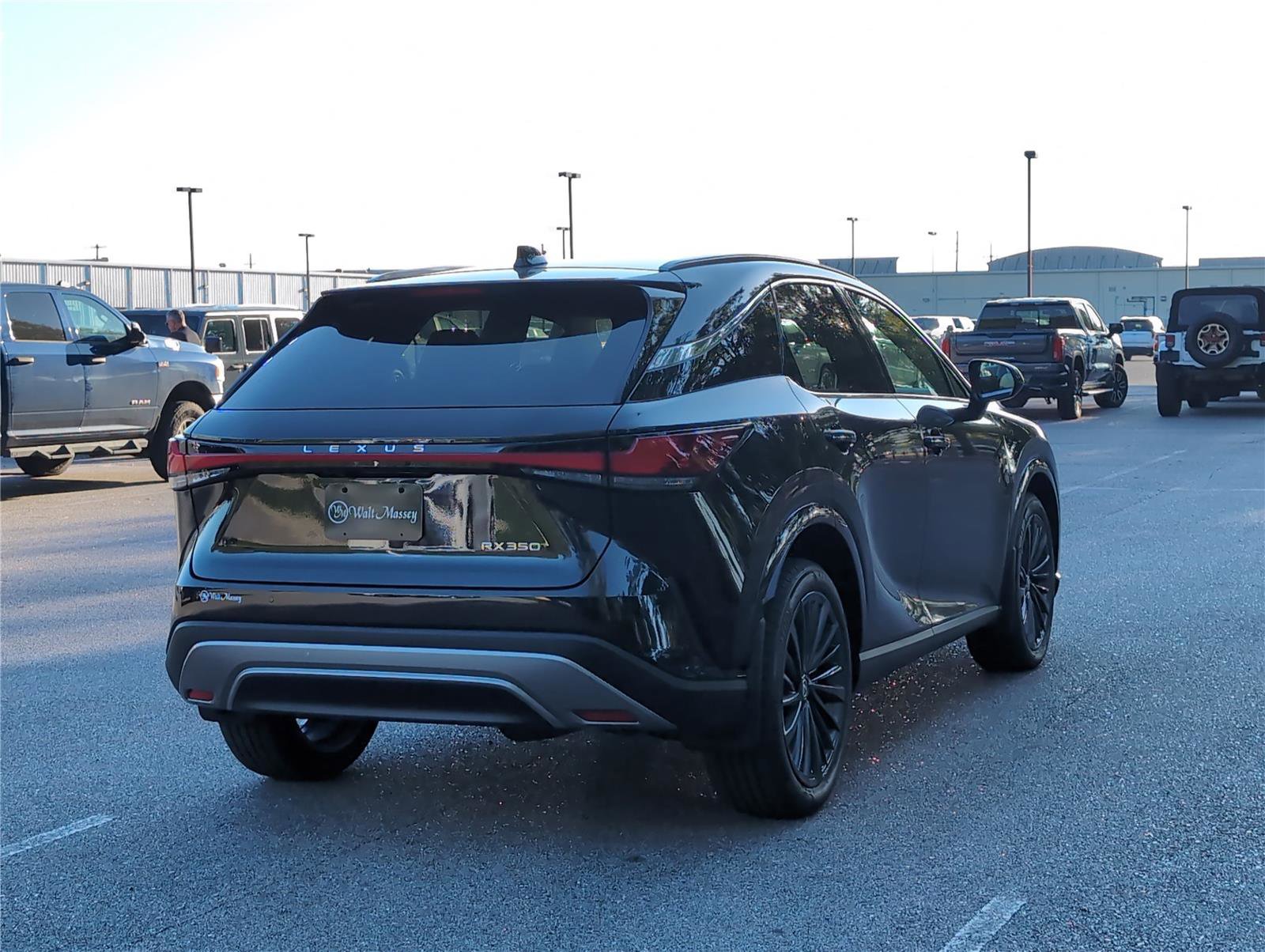 Used 2025 Lexus RX 350 Premium image 5