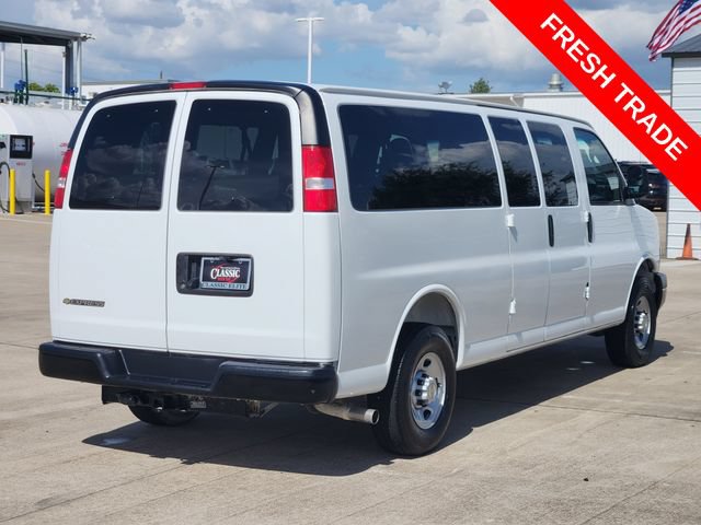 Used 2025 Chevrolet Express 3500 LS RWD image 7