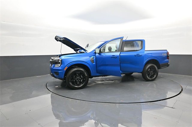 New 2025 Ford Ranger Lariat w/ FX4 Off-Road Package image 37