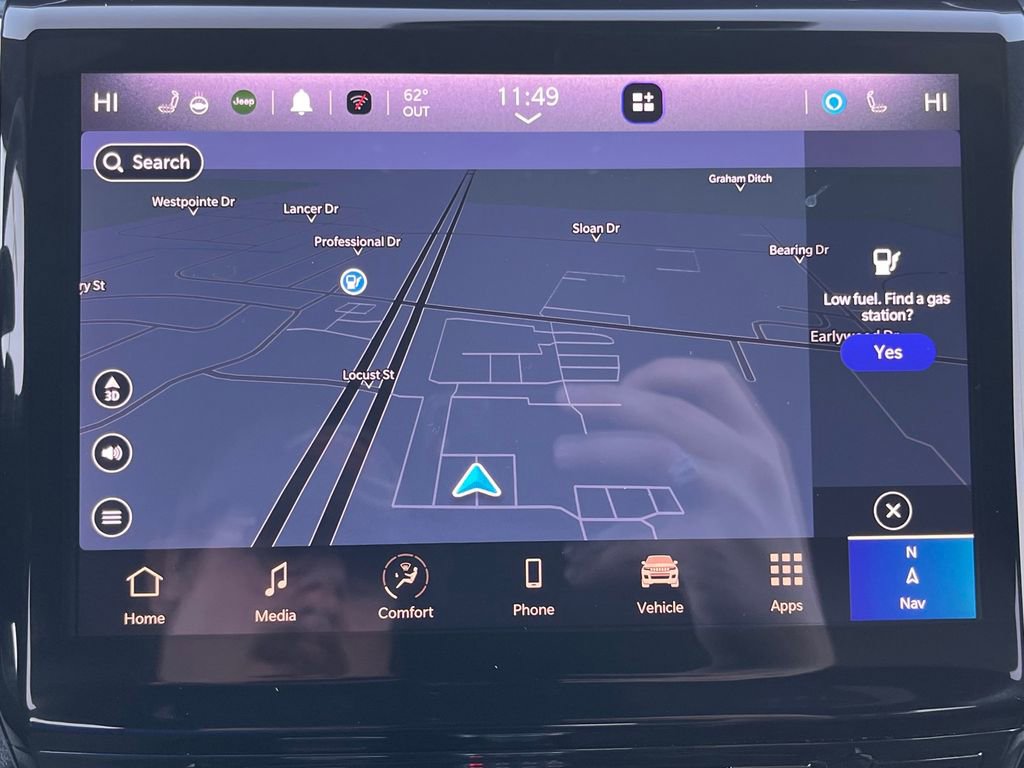 Used 2024 Jeep Grand Cherokee Limited image 25