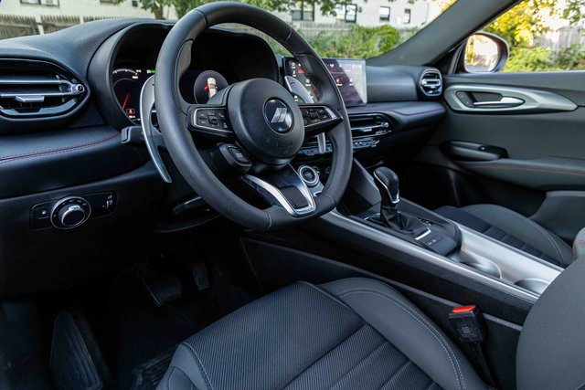 Used 2024 Dodge Hornet R/T w/ R/T Blacktop Package image 7