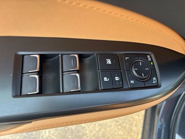 Used 2025 Lexus NX 350 AWD w/ Cold Area Package image 9