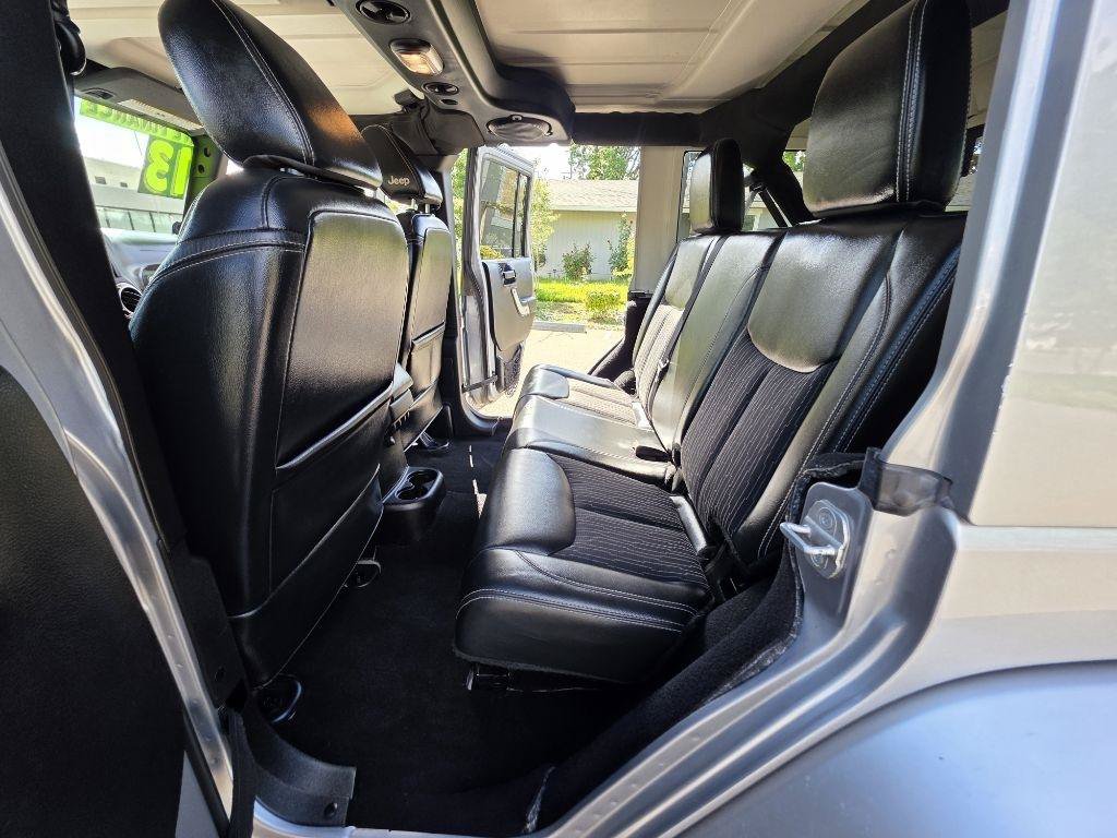 Used 2013 Jeep Wrangler Unlimited Sport AWD/4WD image 18