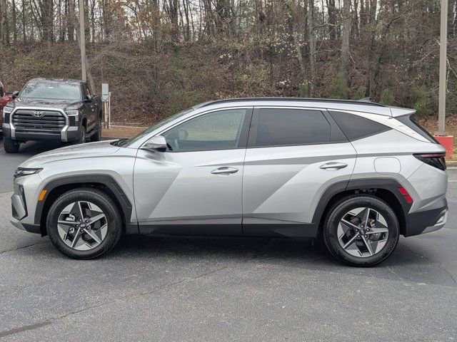 Used 2025 Hyundai Tucson SEL FWD image 4