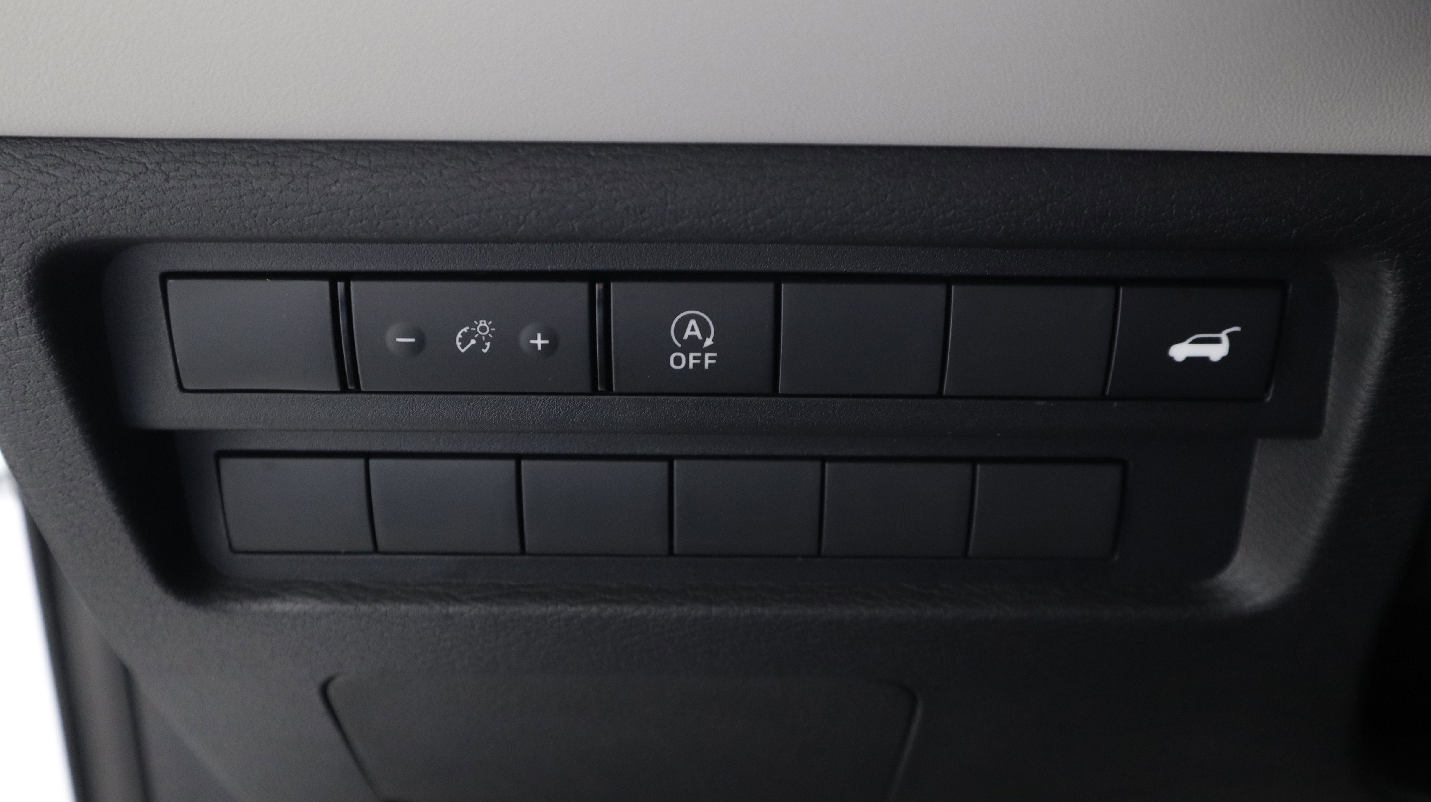 New 2026 Mitsubishi Outlander SE image 19