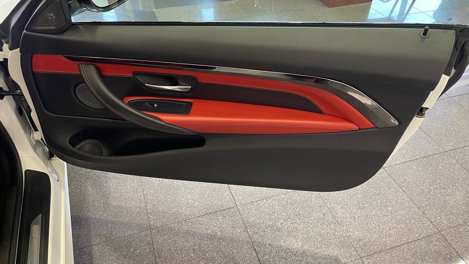 Used 2016 BMW M4 Coupe RWD image 36