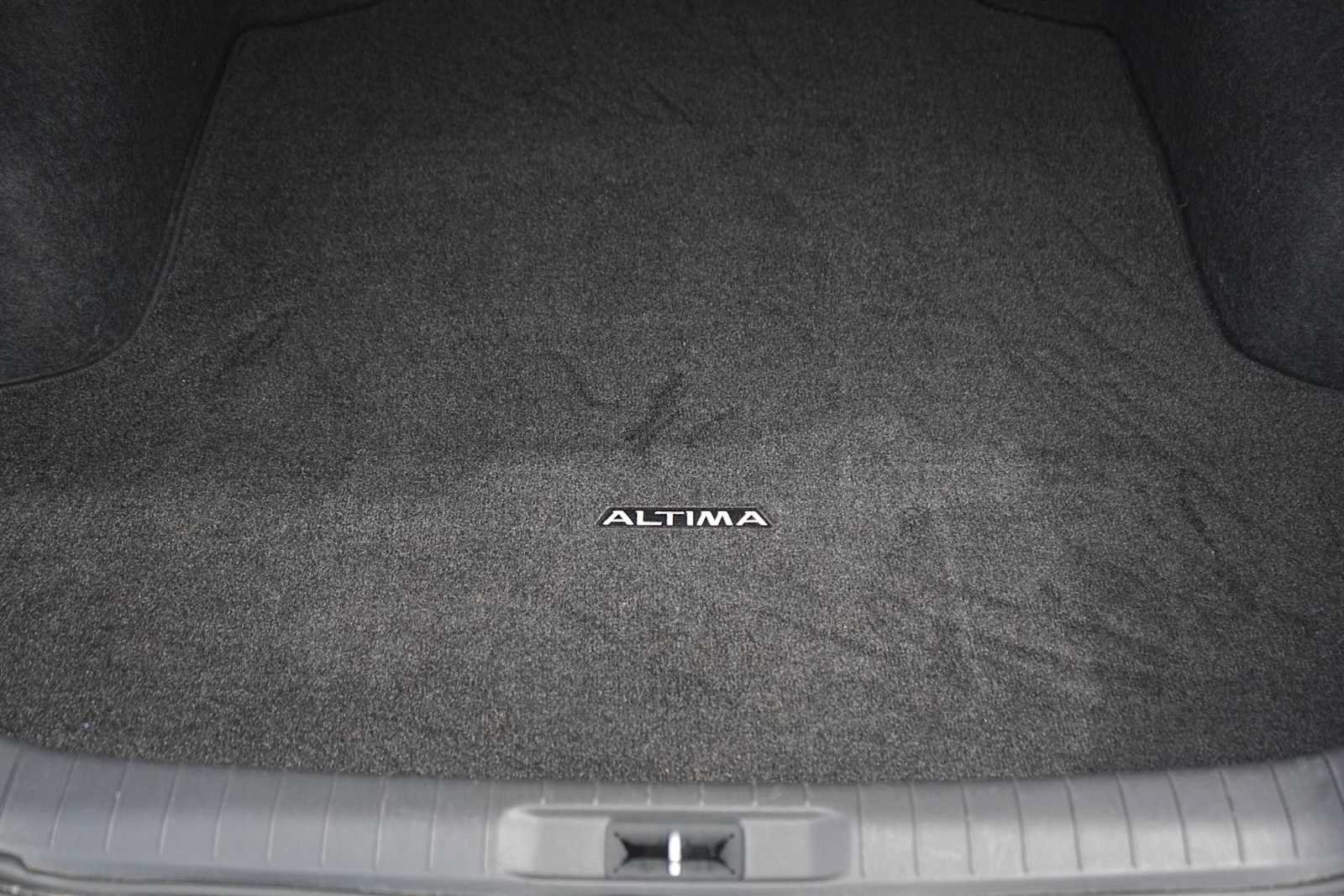 Used 2015 Nissan Altima 2.5 S w/ Power Driver Seat Package FWD image 27