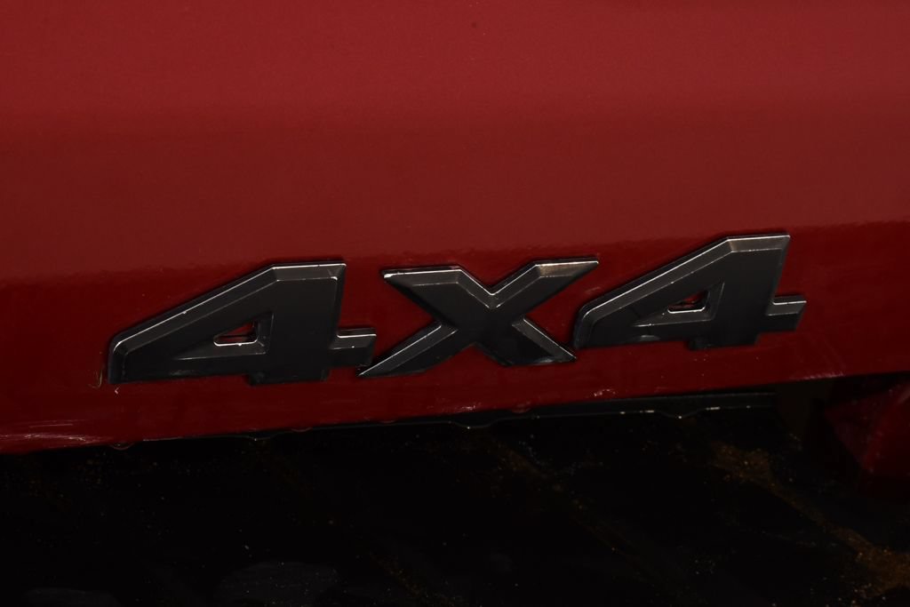 Used 2019 Nissan Titan S AWD/4WD image 21