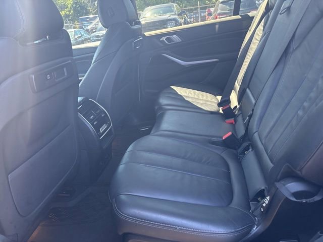 Used 2020 BMW X7 xDrive40i w/ Cold Weather Package AWD/4WD image 11