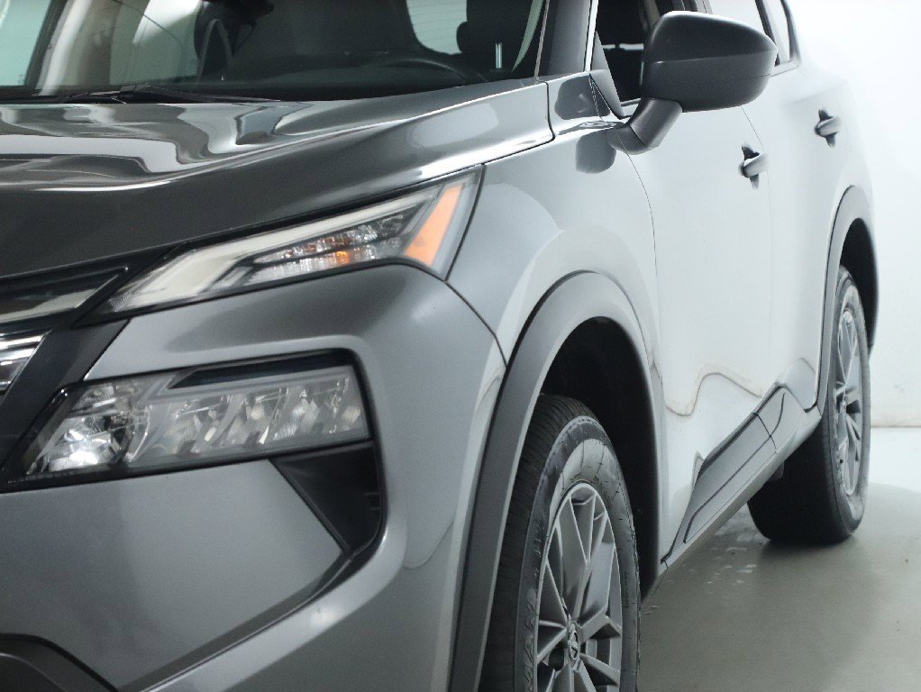 Used 2024 Nissan Rogue S image 5