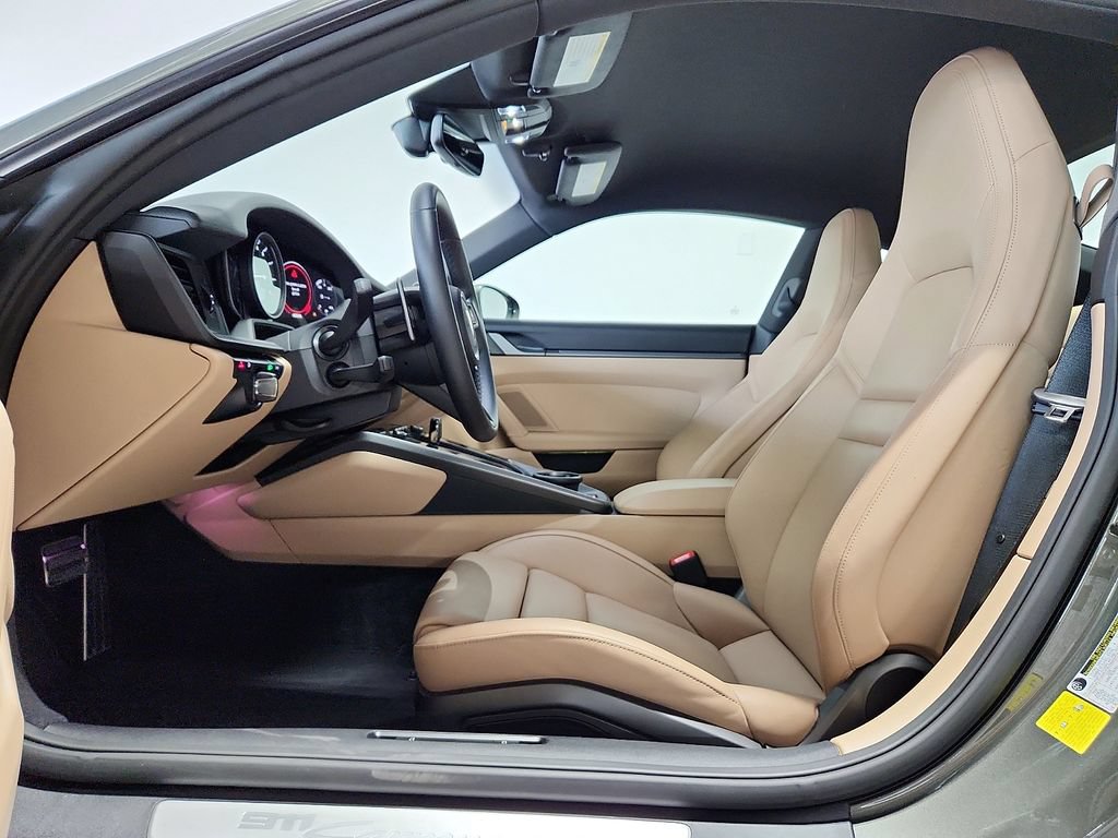 Certified 2024 Porsche 911 Carrera 4S AWD/4WD image 5