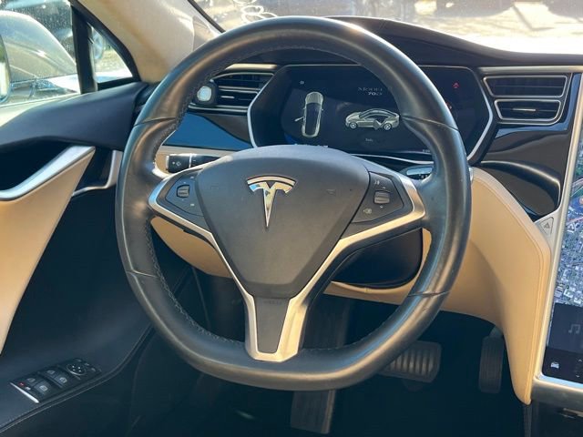 Used 2016 Tesla Model S 70D image 17