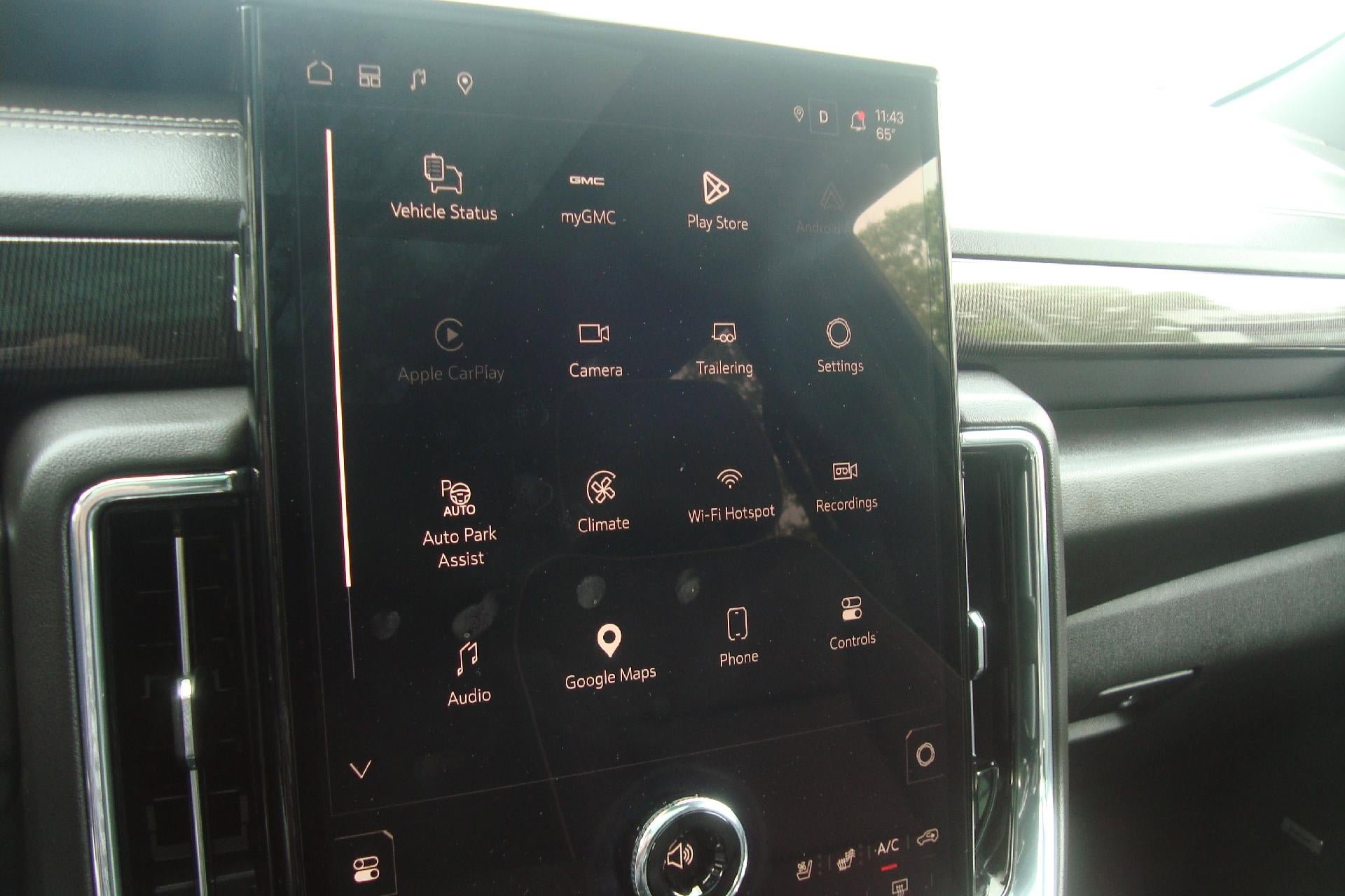 Used 2025 GMC Yukon XL Elevation w/ Elevation Premium Package AWD/4WD image 31