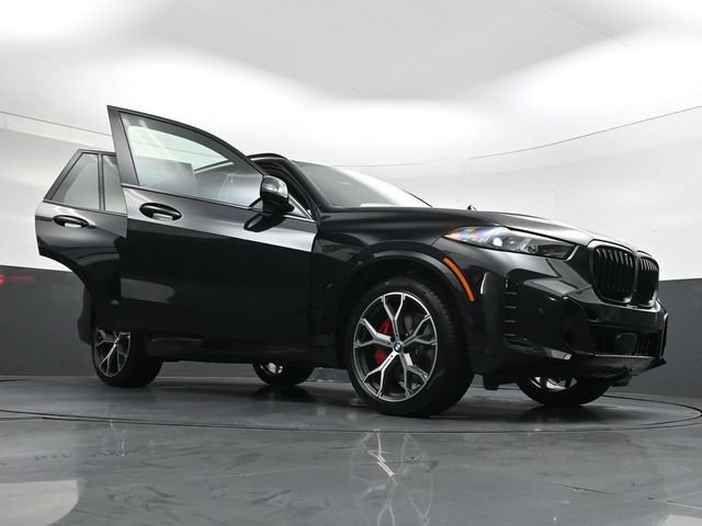 New 2026 BMW X5 xDrive40i w/ M Sport Package AWD/4WD image 36