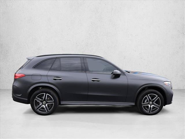 Used 2024 Mercedes-Benz GLC 300 4MATIC image 4
