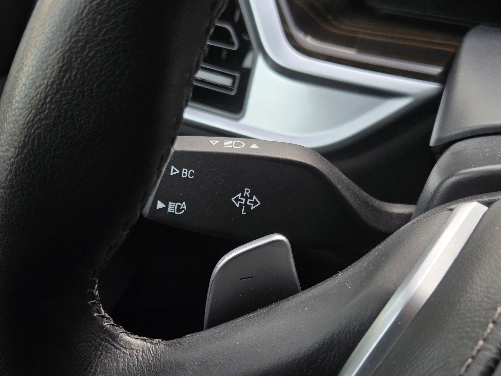 Used 2025 BMW X7 xDrive40i image 26