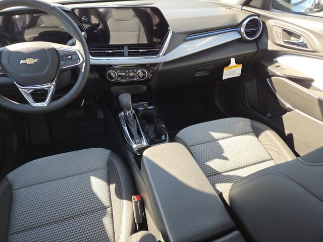 New 2026 Chevrolet Trax LT w/ Driver Confidence Package image 29