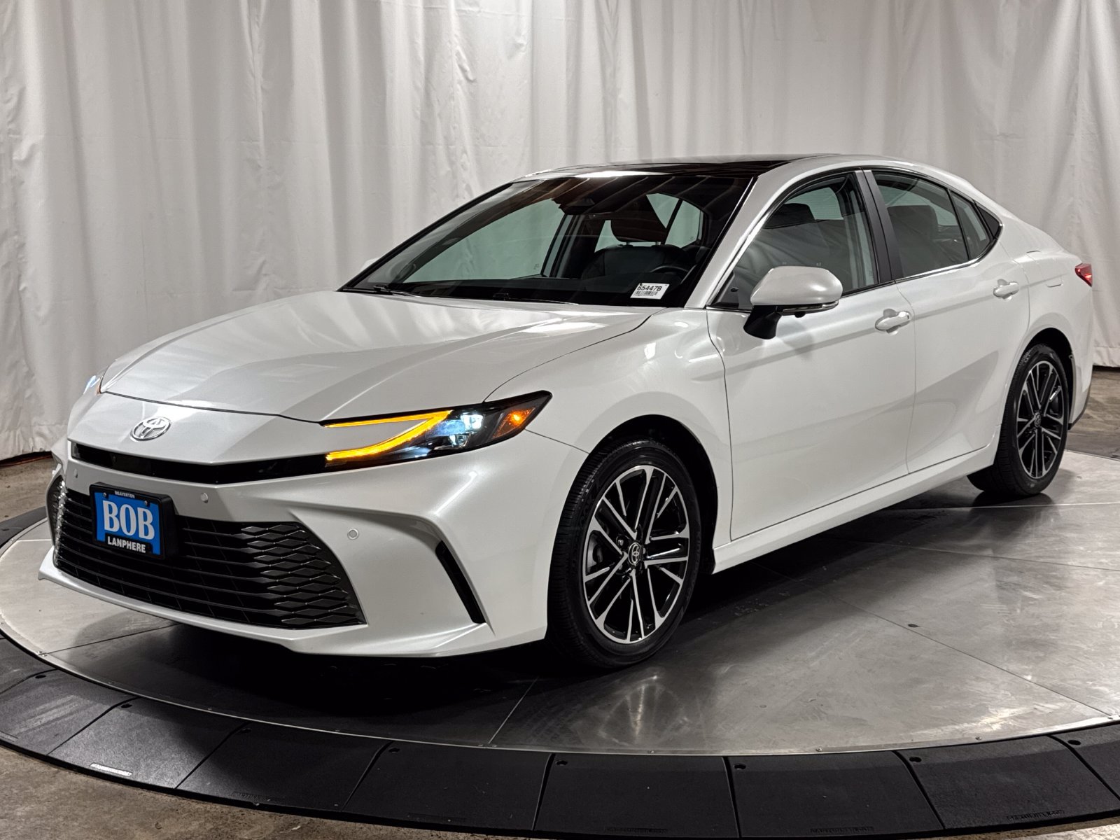 Used 2025 Toyota Camry XLE