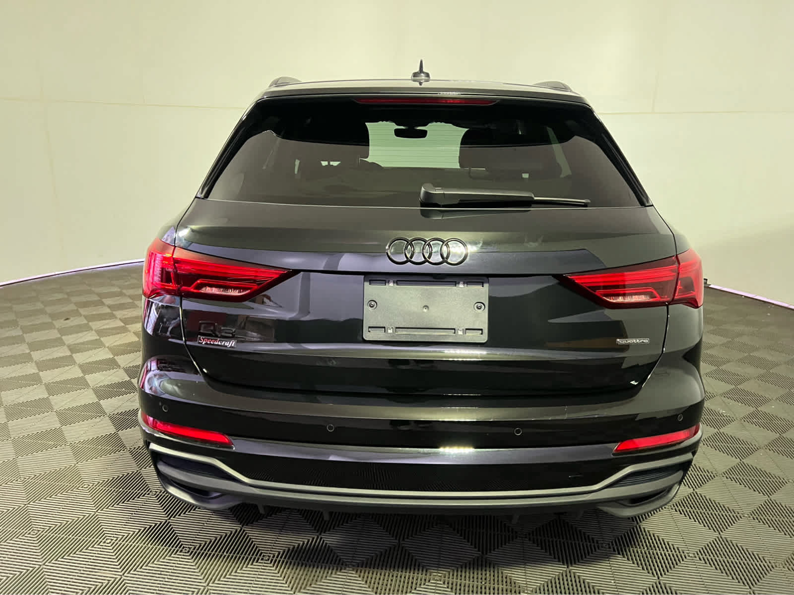 Used 2023 Audi Q3 2.0T Premium Plus w/ Premium Plus Package AWD/4WD image 6
