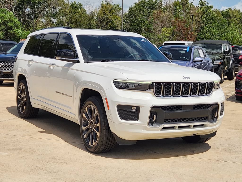 Used 2023 Jeep Grand Cherokee L Overland AWD/4WD image 3