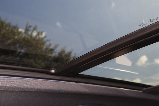 New 2026 Volkswagen Atlas Cross Sport SEL Premium R-Line image 25