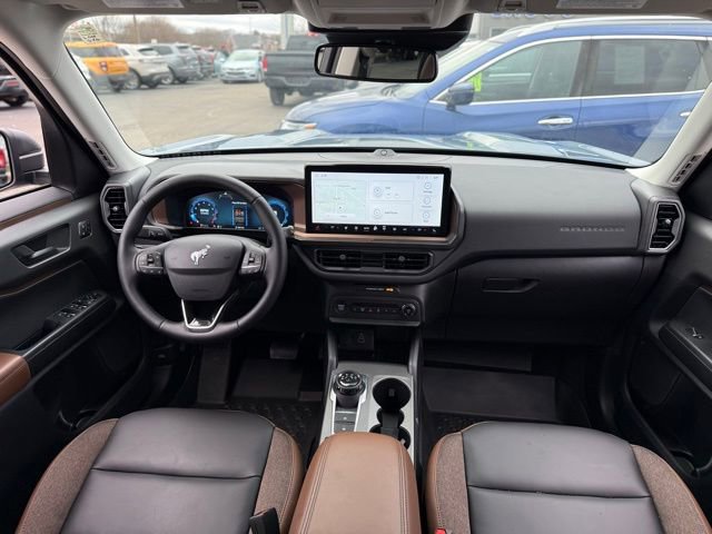 Used 2025 Ford Bronco Sport Outer Banks w/ Outer Banks Tech Package+ video 3