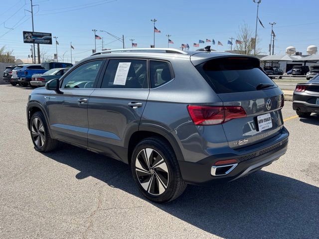 Used 2024 Volkswagen Taos SE AWD/4WD image 4
